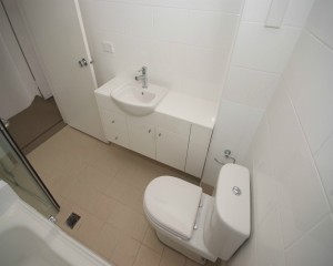 small bathroom design      